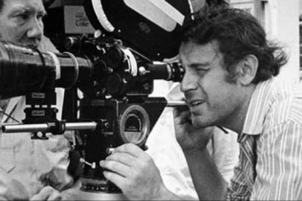 Ушел из жизни оскароносный кинорежиссер Милош Форман Ушел из жизни оскароносный кинорежиссер Милош Форман