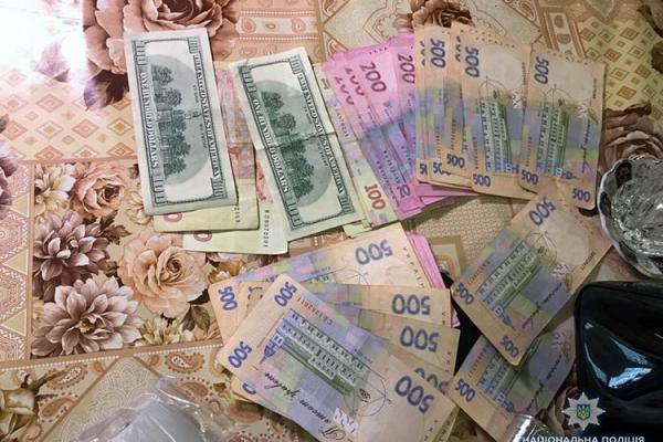 В Запорожье за сбыт наркотических средств задержана родственница наркобарона В Запорожье за сбыт наркотических средств задержана родственница наркобарона