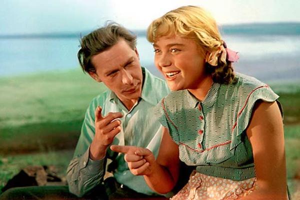 Ушла из жизни актриса, исполнившая главную роль в фильме "Любовь и голуби" Ушла из жизни актриса, исполнившая главную роль в фильме "Любовь и голуби"