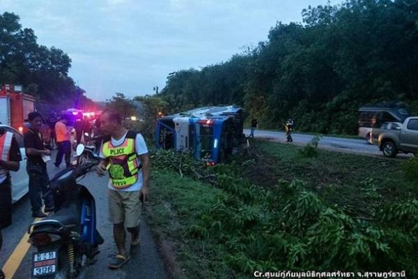 В Таиланде в ДТП попал пассажирский автобус: пострадало более 20 человек В Таиланде в ДТП попал пассажирский автобус: пострадало более 20 человек