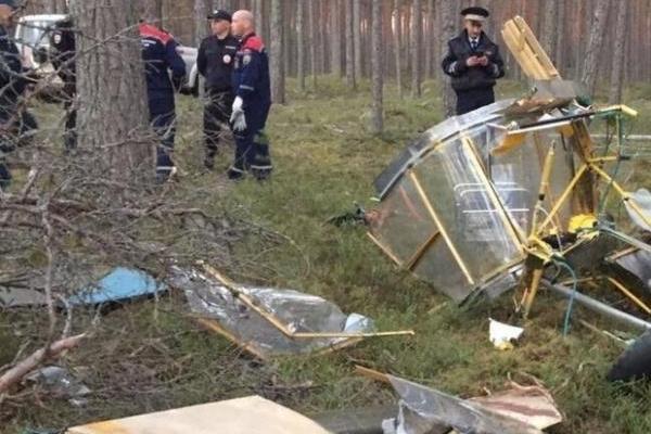 "Собрал по чертежам авиамоделей 80-х годов": В России рухнул самодельный легкомоторный самолет "Собрал по чертежам авиамоделей 80-х годов": В России рухнул самодельный легкомоторный самолет