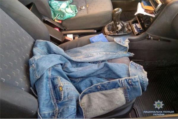 В Киеве разыскивают мужчину, напавшего на таксиста: пострадавший в реанимации В Киеве разыскивают мужчину, напавшего на таксиста: пострадавший в реанимации