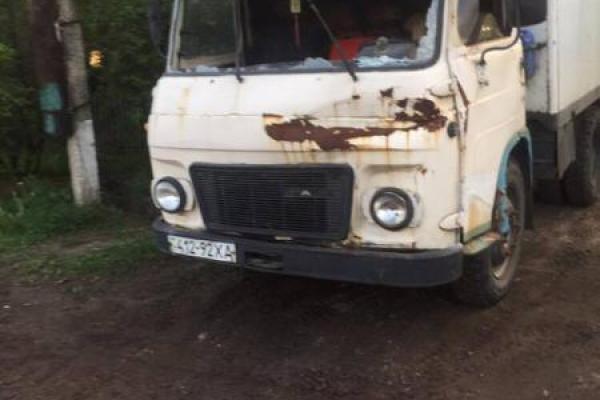 Военнослужащие ВСУ задержали автомобиль с контрафактными сигаретами из "ДНР"