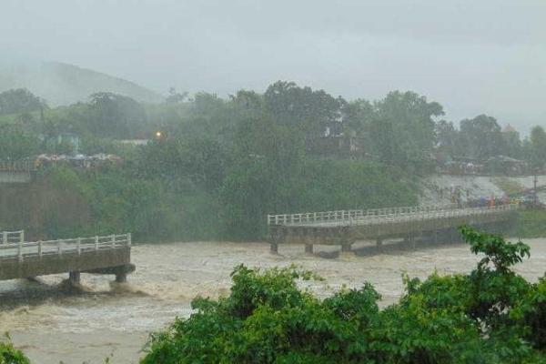 Мощное наводнение на Кубе: власти приняли решение об эвакуации 11 тысяч человек Мощное наводнение на Кубе: власти приняли решение об эвакуации 11 тысяч человек