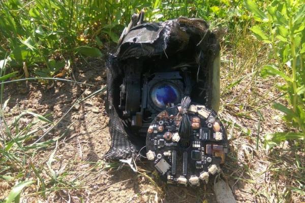 В районе проведения ООС бойцы ВСУ сбили беспилотник российского производства В районе проведения ООС бойцы ВСУ сбили беспилотник российского производства