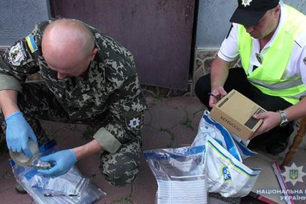 Житель Николаева для самообороны собрал арсенал боеприпасов, готовясь к боевым действиям