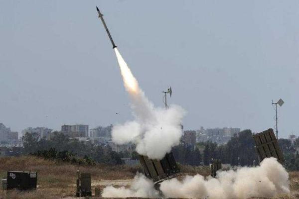 Израиль под ракетными обстрелами Израиль под ракетными обстрелами