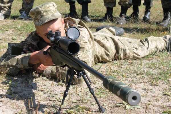 На Житомирщине воины-десантники выполняют первый этап учебно-боевой подготовки На Житомирщине воины-десантники выполняют первый этап учебно-боевой подготовки