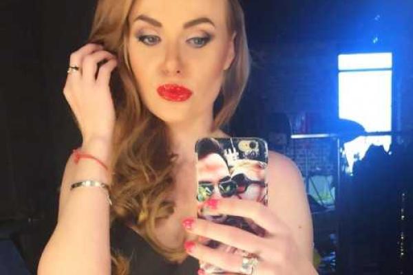 Слава из группы «НеАнгелы» «потеряла» грудь Слава из группы «НеАнгелы» «потеряла» грудь