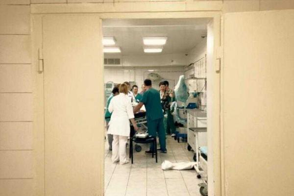 В Авдеевке 25-летняя девушка подорвалась на мине, потеряла обе ноги