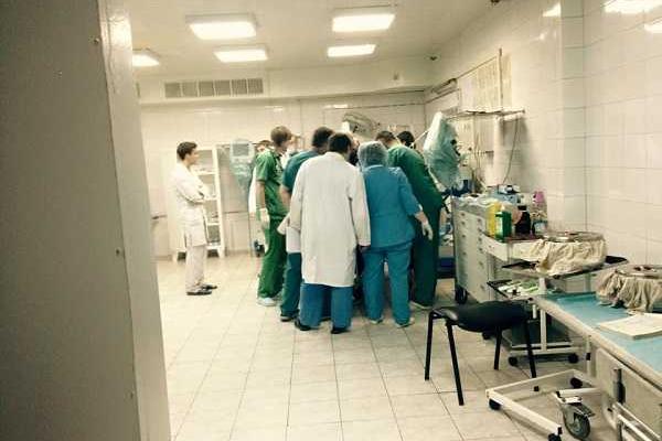 В Авдеевке 25-летняя девушка подорвалась на мине, потеряла обе ноги