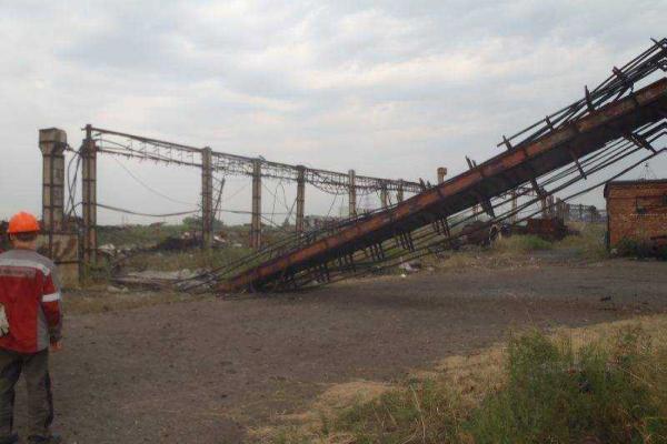 В Сети появились фото разрушенных террористами зданий и инфраструктуры АКХЗ в Авдеевке