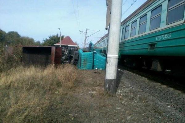 В сети появились фотографии вчерашнего инцидента под Макеевкой В сети появились фотографии вчерашнего инцидента под Макеевкой