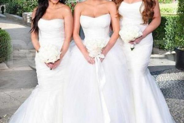 Все женщины семейства Кардашьян появятся вместе на обложке глянца