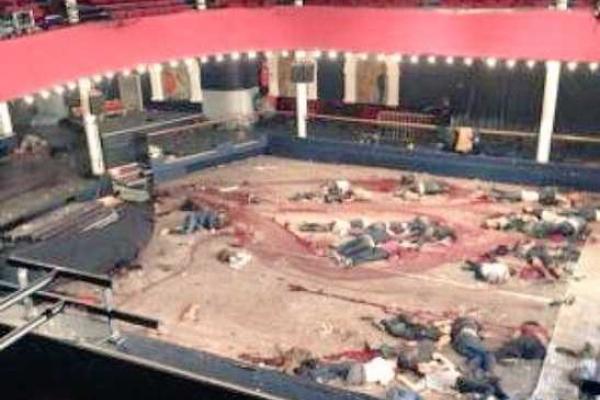 В сети появилось жуткое фото окровавленного зала в парижском клубе Bataclan