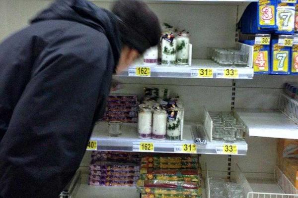 В оккупированном Крыму образовались гигантские очереди на АЗС, - СМИ В оккупированном Крыму образовались гигантские очереди на АЗС, - СМИ