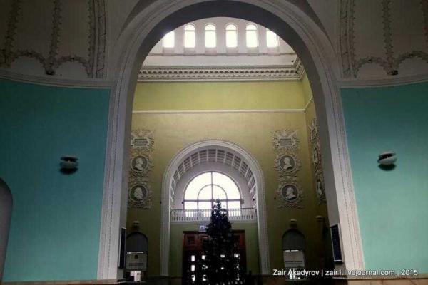 В сети появились интересные фото вокзала из оккупированного Симферополя В сети появились интересные фото вокзала из оккупированного Симферополя