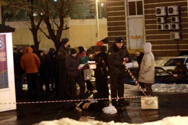 В России школьница сделала предсмертное фото и спрыгнула с крыши В России школьница сделала предсмертное фото и спрыгнула с крыши