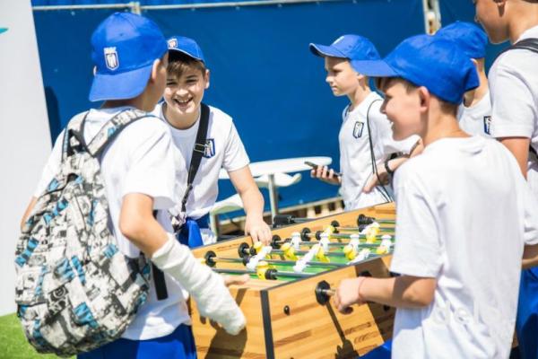 В центре Киева открыли фан-зону финала ЛЧ В центре Киева открыли фан-зону финала ЛЧ