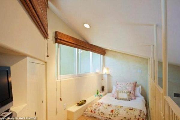 Знаменитая американская актриса выставила на продажу свой роскошный особняк: фото Знаменитая американская актриса выставила на продажу свой роскошный особняк: фото