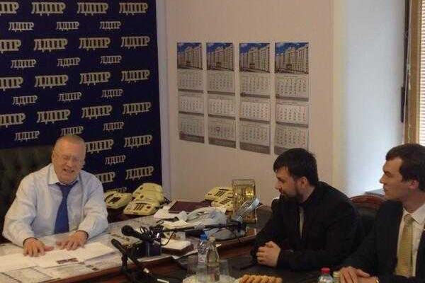Лидер "ДНР" Пушилин встречается в России с Жириновским