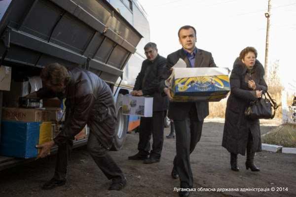 В Лисичанске открыли восстановленную после боевых действий школу