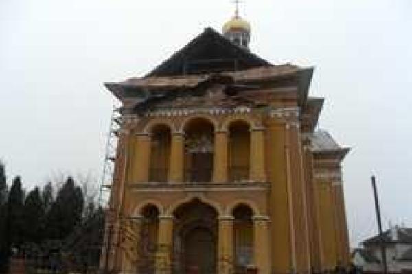 Старинный храм обрушился на Прикарпатье Старинный храм обрушился на Прикарпатье