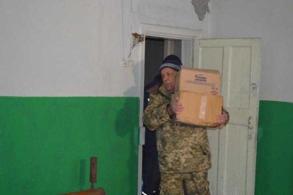 Из Новотошковки детей будут вывозить на бронетехнике