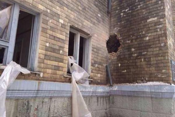 Ад в Дебальцево: спасатели разбирают завалы, есть раненые и погибшие