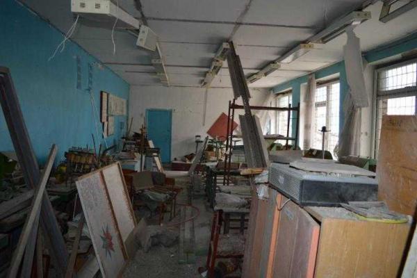 В Троицком второй раз за последние несколько месяцев обстреляли школу