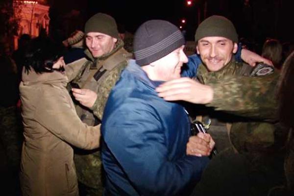 Милиционеры Прикарпатья вернулись из Мариуполя Милиционеры Прикарпатья вернулись из Мариуполя