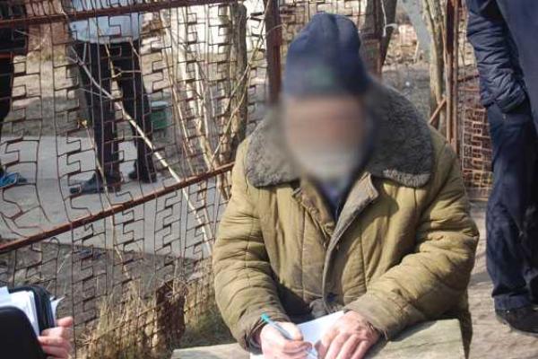 Под Черниговом пожилой мужчина застрелил знакомого Под Черниговом пожилой мужчина застрелил знакомого