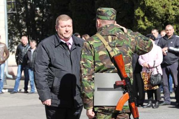 Сводный отряд ровенских правоохранителей отправился в зону АТО Сводный отряд ровенских правоохранителей отправился в зону АТО