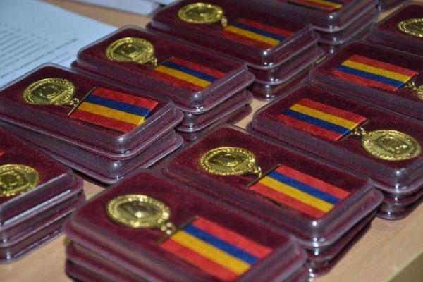 Представители Украинской Православной Церкви Киевского Патриархата вручили награды правоохранителям и волонтерам