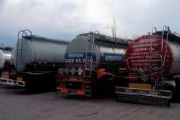 Северодонецк: Разгерметизация цистерн с метанолом