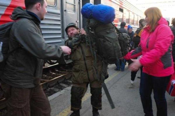 Уральские наемники "сдрыснули" с Донбасса по домам: их никто не любит в Украине Уральские наемники "сдрыснули" с Донбасса по домам: их никто не любит в Украине