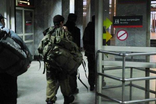 Уральские наемники "сдрыснули" с Донбасса по домам: их никто не любит в Украине Уральские наемники "сдрыснули" с Донбасса по домам: их никто не любит в Украине