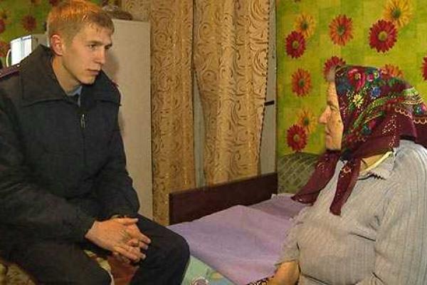 На Винничине милиционеры спасли пенсионерку и ее сына