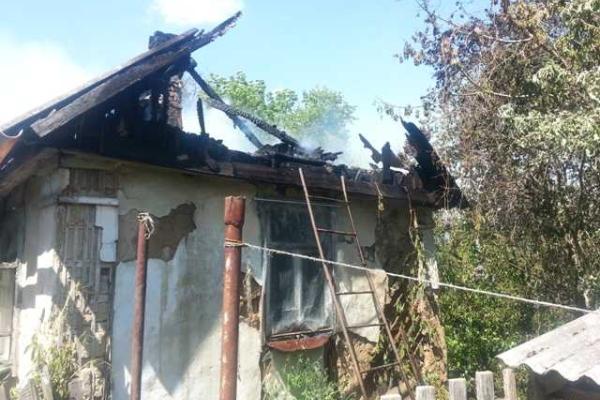 На Житомирщине во время пожара спасен мужчина На Житомирщине во время пожара спасен мужчина