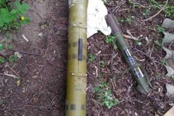 В Артемовском районе обнаружен тайник с оружием и боеприпасами