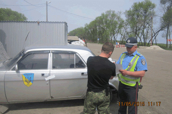 На Луганщине задержан водитель угнанного автомобиля На Луганщине задержан водитель угнанного автомобиля