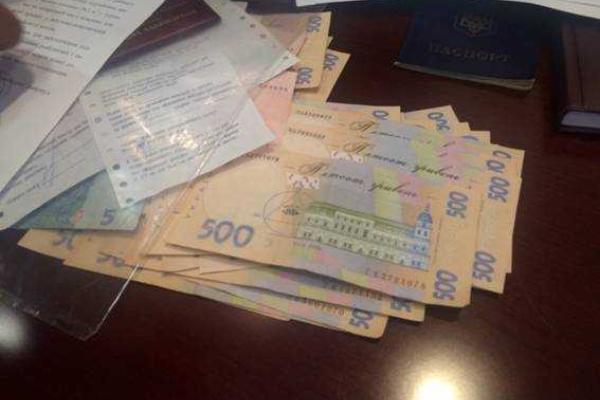 Пусть у воров горит каждая ваша гривна в руках, - Арсен Аваков