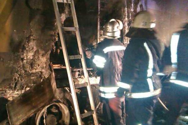 На Хмельниччине ликвидирован пожар грузового автомобиля На Хмельниччине ликвидирован пожар грузового автомобиля