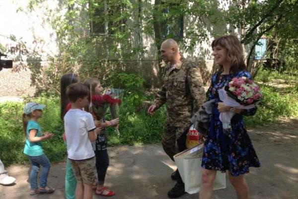 Житомир встречает своего героя Олега Кузьминых Житомир встречает своего героя Олега Кузьминых