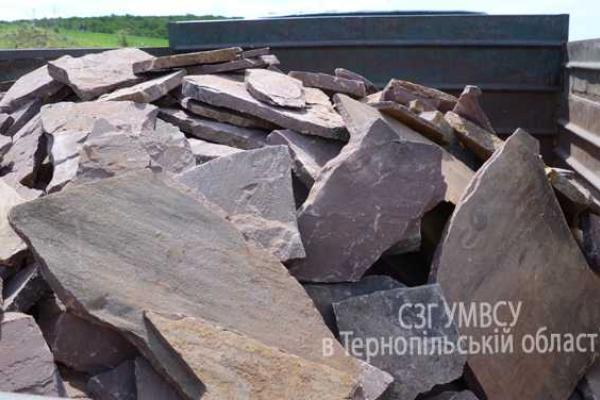 На Тернопольщине пресекли незаконную добычу полезных ископаемых На Тернопольщине пресекли незаконную добычу полезных ископаемых