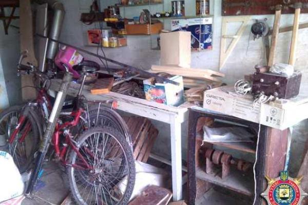 Житель Донетчины хранил в гараже реактивную противотанковую гранату