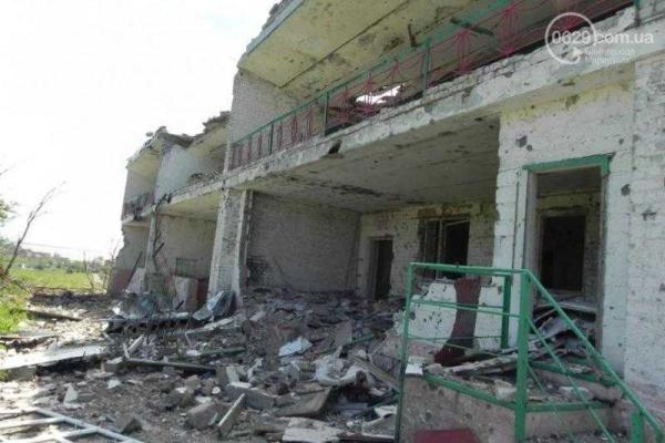 В сети появились фото и видео разрушений в Широкино В сети появились фото и видео разрушений в Широкино