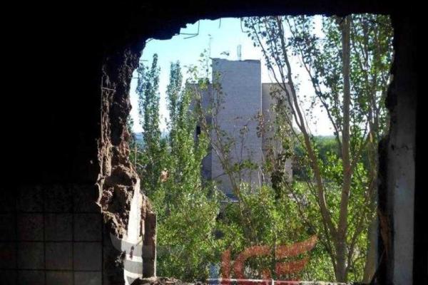 В результате обстрела ЖМ "Комсомолец" в Горловке погибла молодая женщина