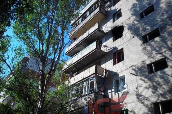 В результате обстрела ЖМ "Комсомолец" в Горловке погибла молодая женщина