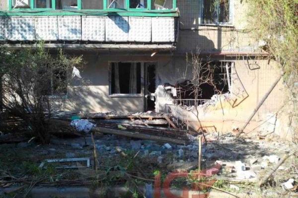 В результате обстрела ЖМ "Комсомолец" в Горловке погибла молодая женщина